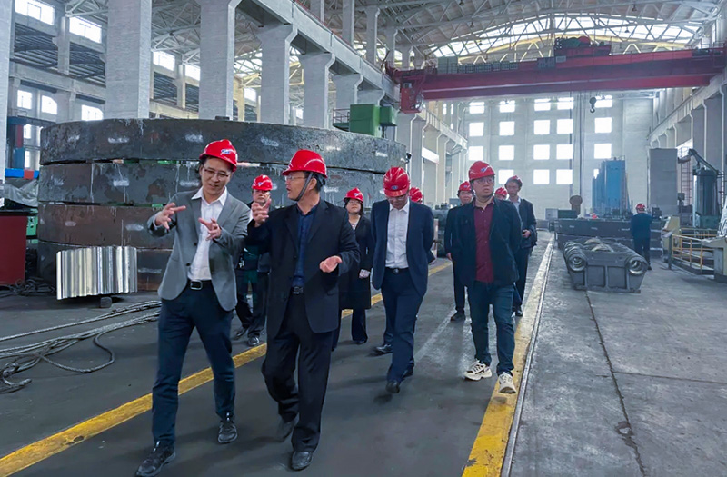 江苏省产业研究院谷行楗一行到suncitygroup太阳集团,太阳集团集团调研