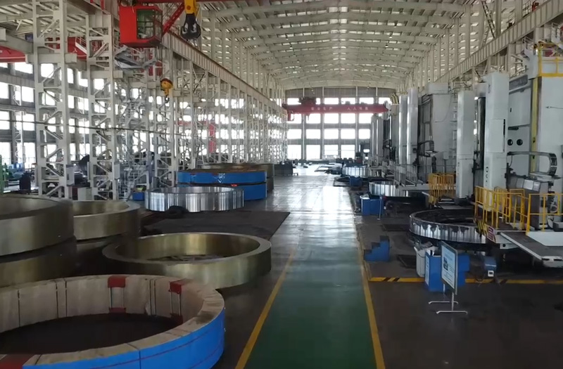 suncitygroup太阳集团,太阳集团集团回转窑辊压机产品总装车间